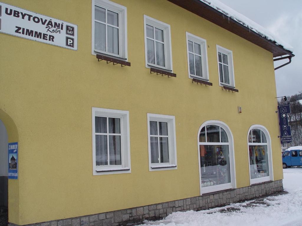 Pension Kobr Врхлабі Екстер'єр фото